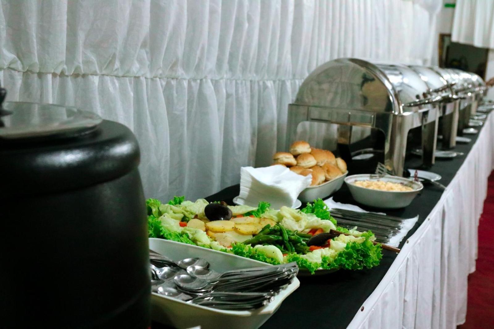 Blue Point Rest Hotel Tangalle Bagian luar foto